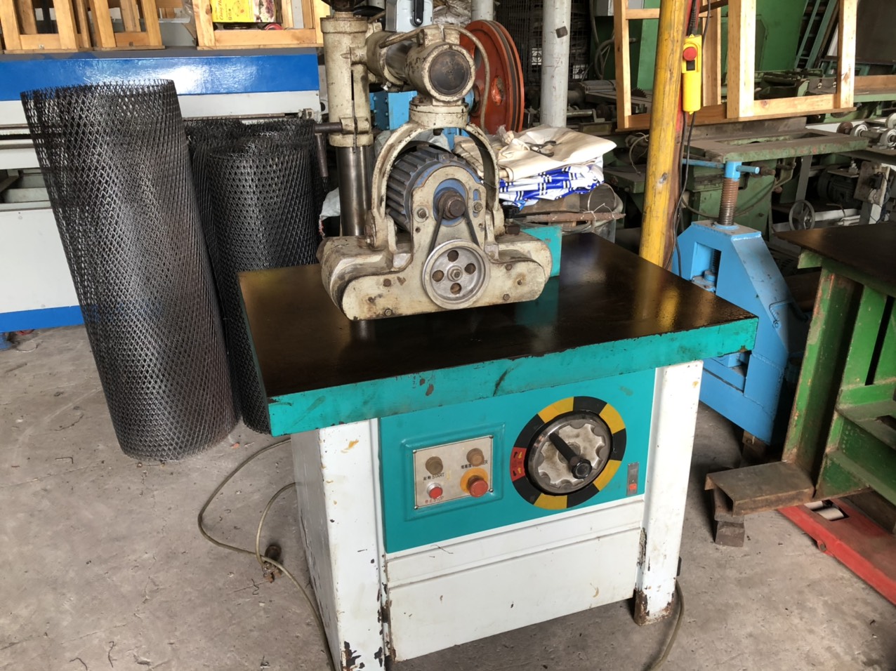 Máy tu bi với đầu bò xài điện 380 V