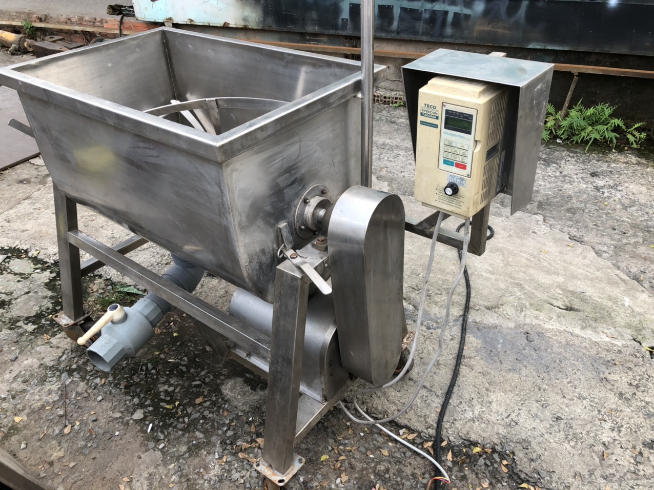 Máy trộn bột khô hay ướt đều ok có biến tần