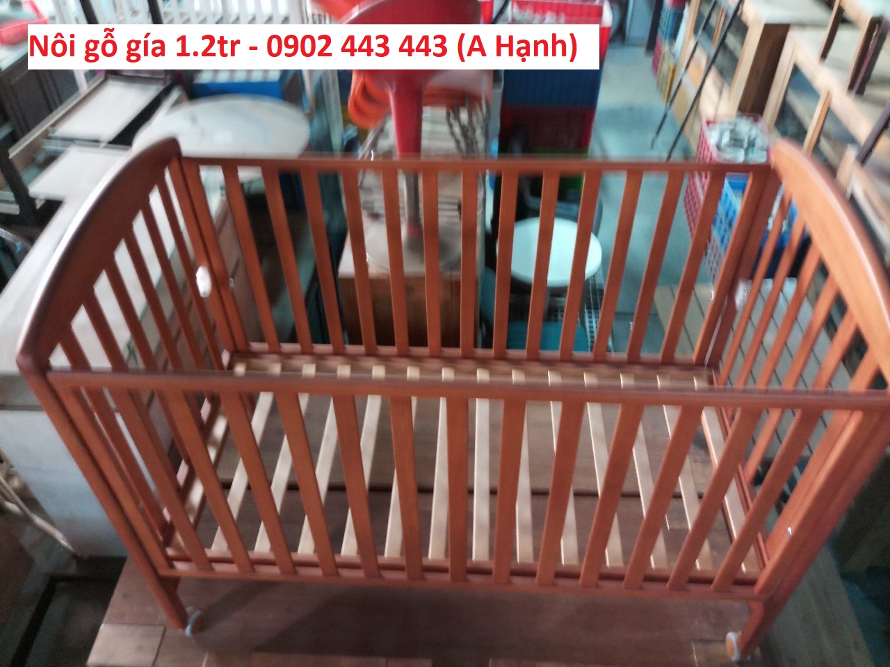 Nôi gỗ giá 1tr200