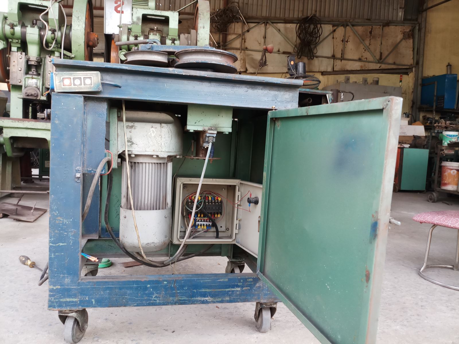 MÁY UỐN ỐNG 1 TRỤC