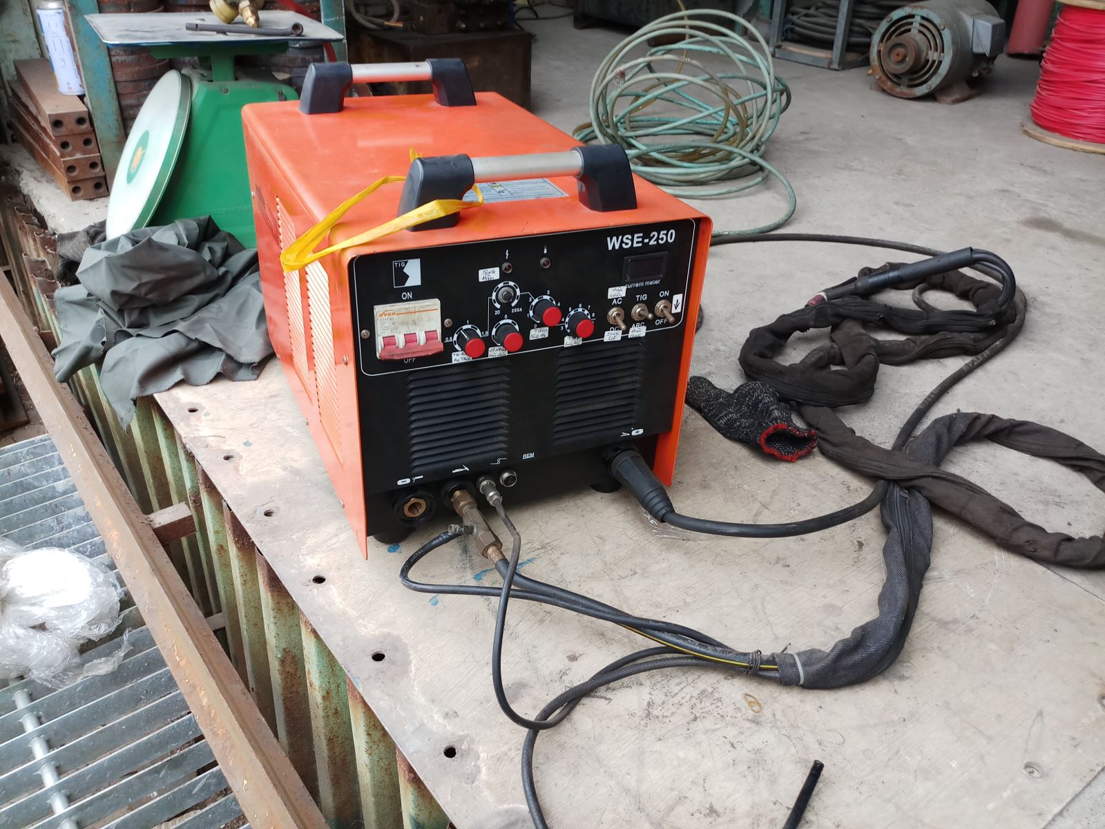 MÁY HÀN TIC JASIC  WSE - 250