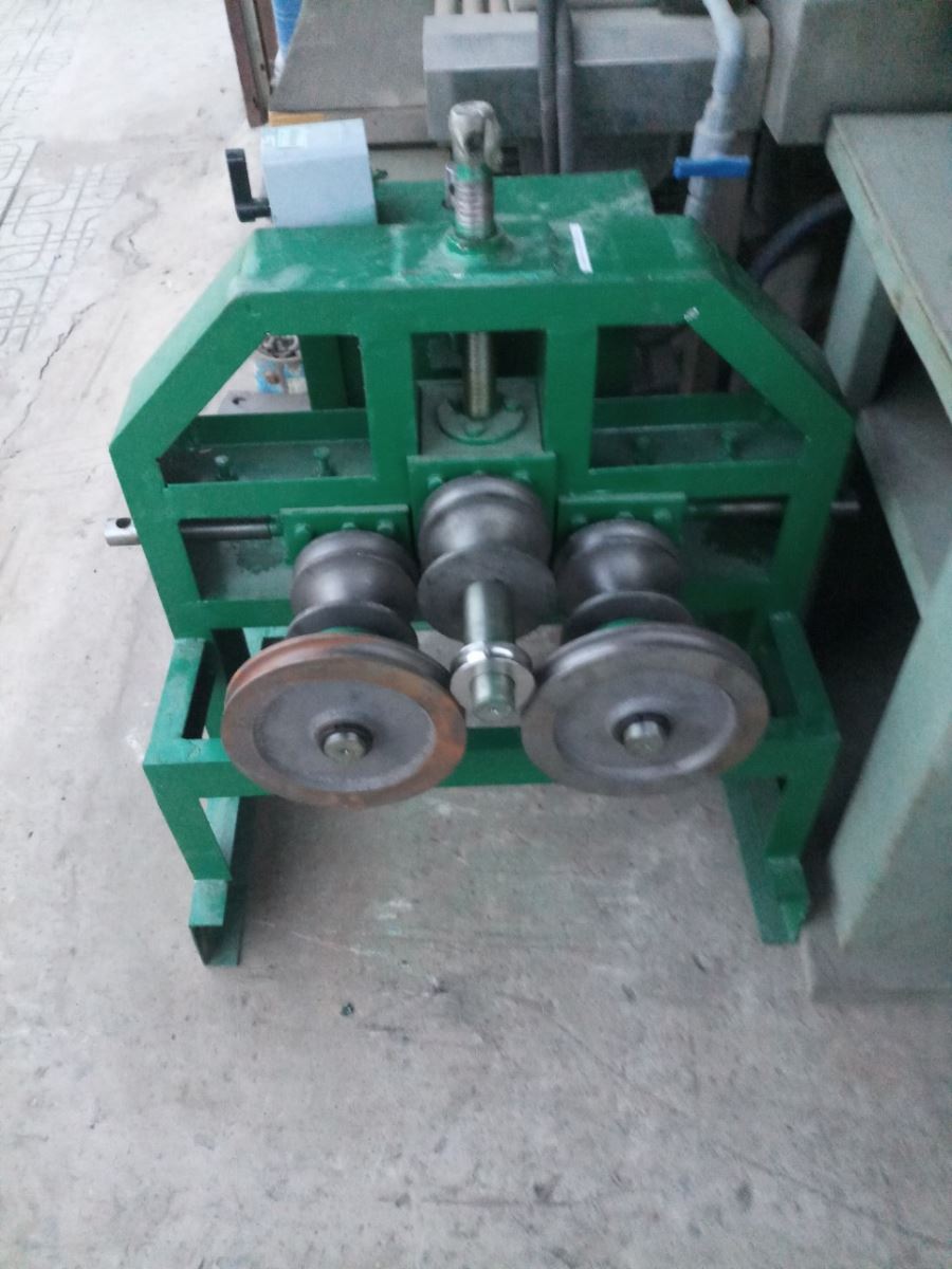 Máy uốn ông A3 giá 18tr5