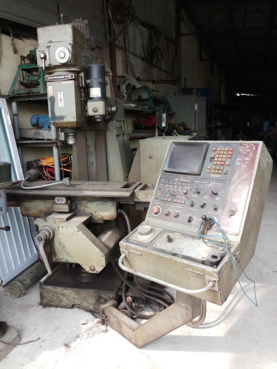 Máy phay CNC