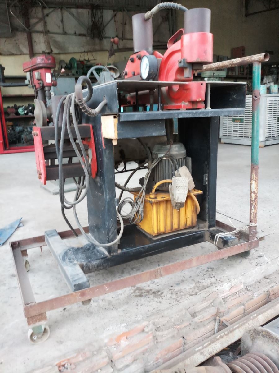 Máy cắt đột chấn liên hợp giá 20t